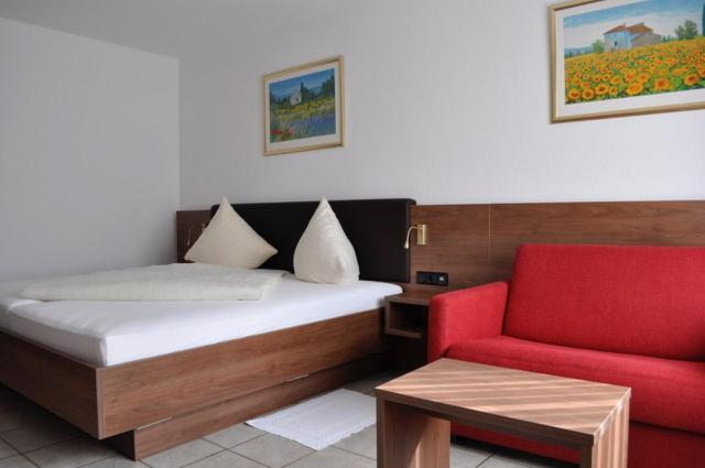 Hotel Europa รัมชไตน์ มีเซินบาค ภายนอก รูปภาพ