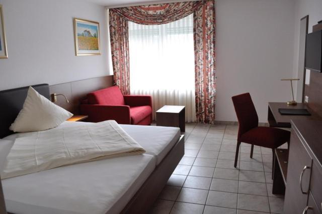 Hotel Europa รัมชไตน์ มีเซินบาค ภายนอก รูปภาพ