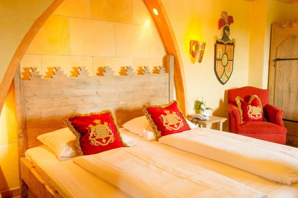 Hotel Europa รัมชไตน์ มีเซินบาค ภายนอก รูปภาพ